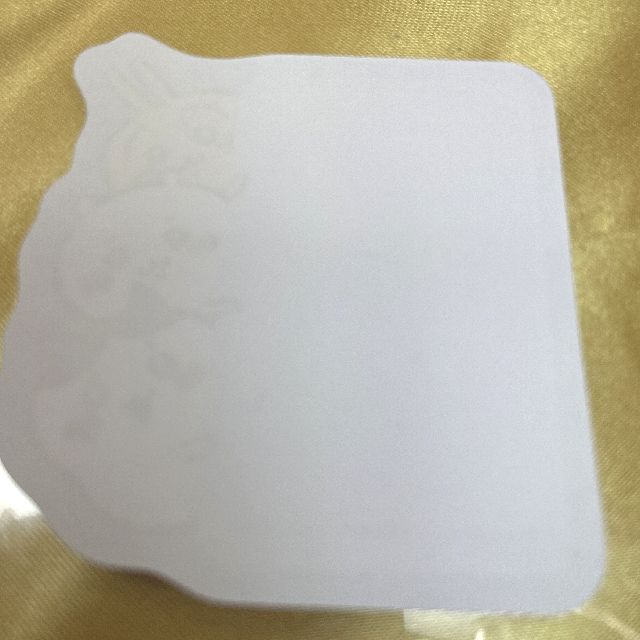 カミオジャパンのダイカットふせんちいかわ、うさぎ、ハチワレ猫柄の裏側の画像