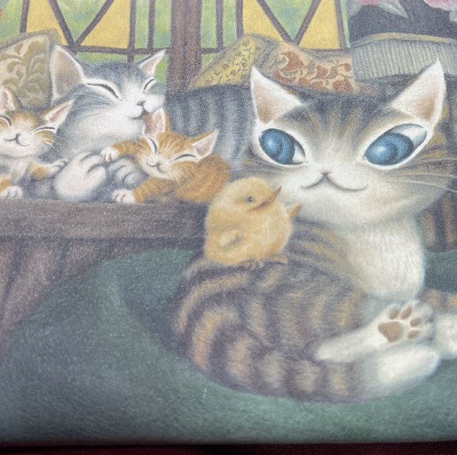 猫のダヤンのラウンドファスナー長財布アルスのダヤン柄の絵柄のクローズアップ画像