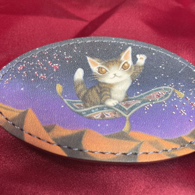 猫のダヤンのオーバルバレッタ空飛ぶ絨毯柄の全体画像