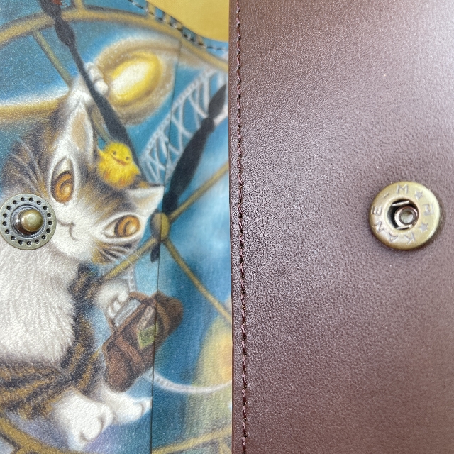 猫のダヤンのキーケース大時計柄のホックの画像