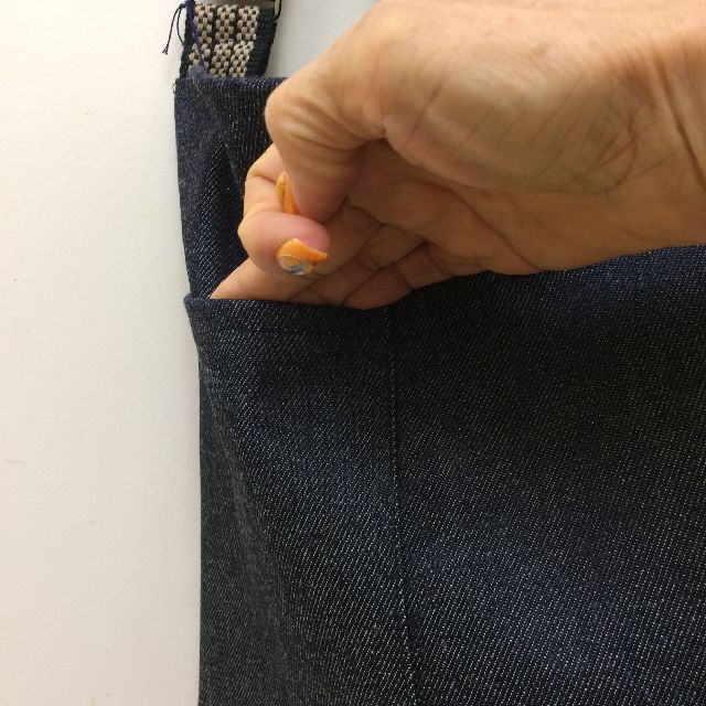 倉敷デニム製ショルダーバッグ「波ノリ猫」柄の内側のポケットの画像