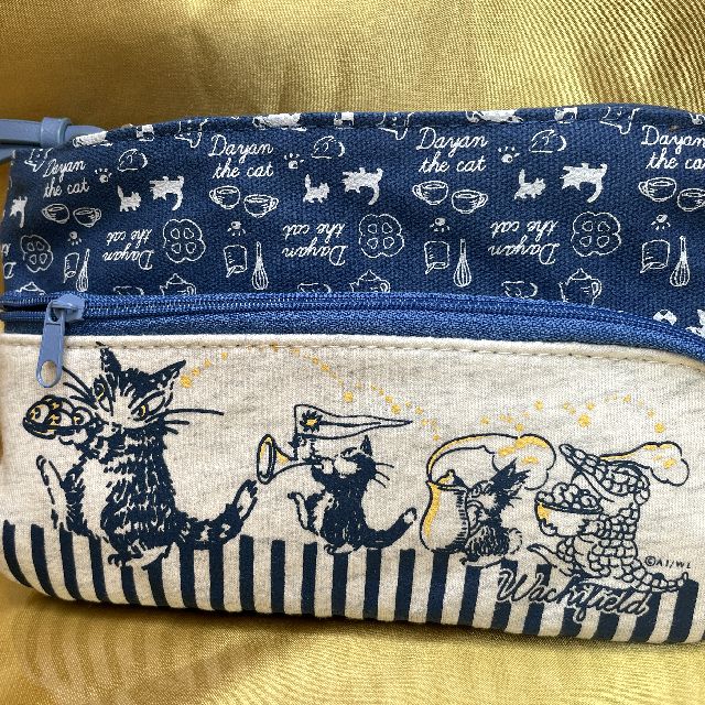 猫のダヤンのペンポーチねずみパン柄の全体画像