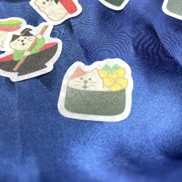 concombreのダイカットフレークシールまったり寿司柄のシールの画像