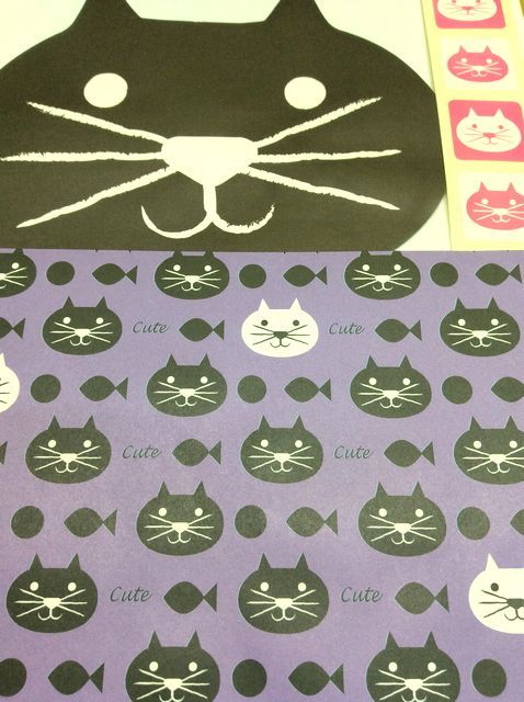 【メール便】ブサ可愛い猫の顔の形をした便箋が斬新な、hananeko レターセット