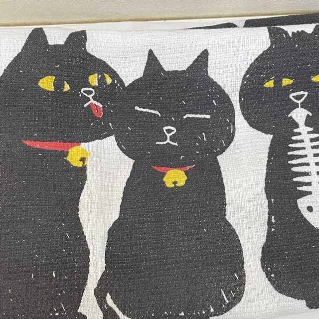 コンテックスの今治タオルタオルてぬぐい「くろねこ」柄の絵柄の画像