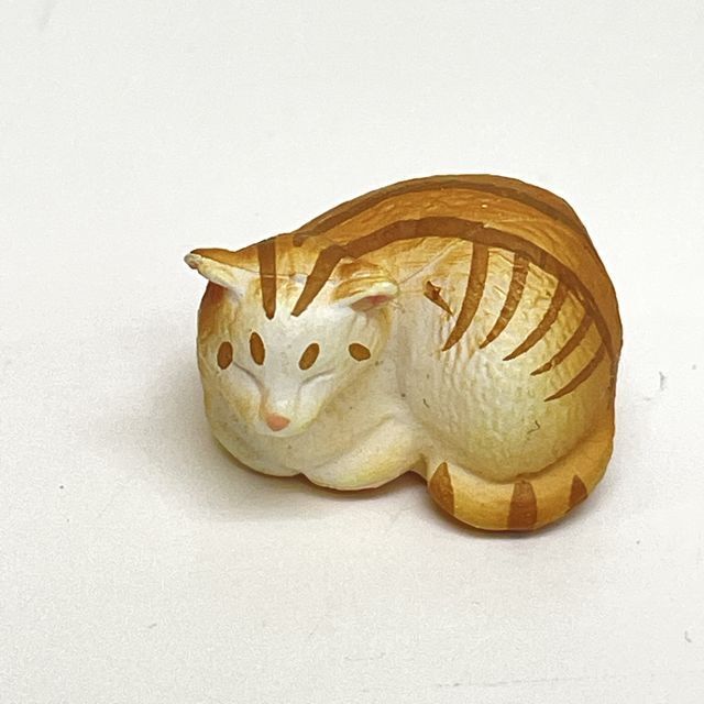 デザインフィルミドリカンパニーのミニマグネットネコ柄の茶トラ猫画像