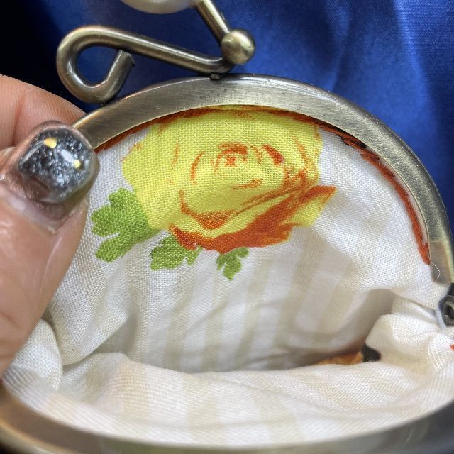 gonta1998のハンドメイドがま口小銭入れの内側の画像