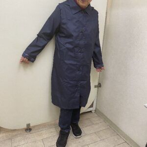 【マンハッタナーズ】レインコート・ミュージックキャット柄・ネイビー・撥水加工・収納バッグ付き